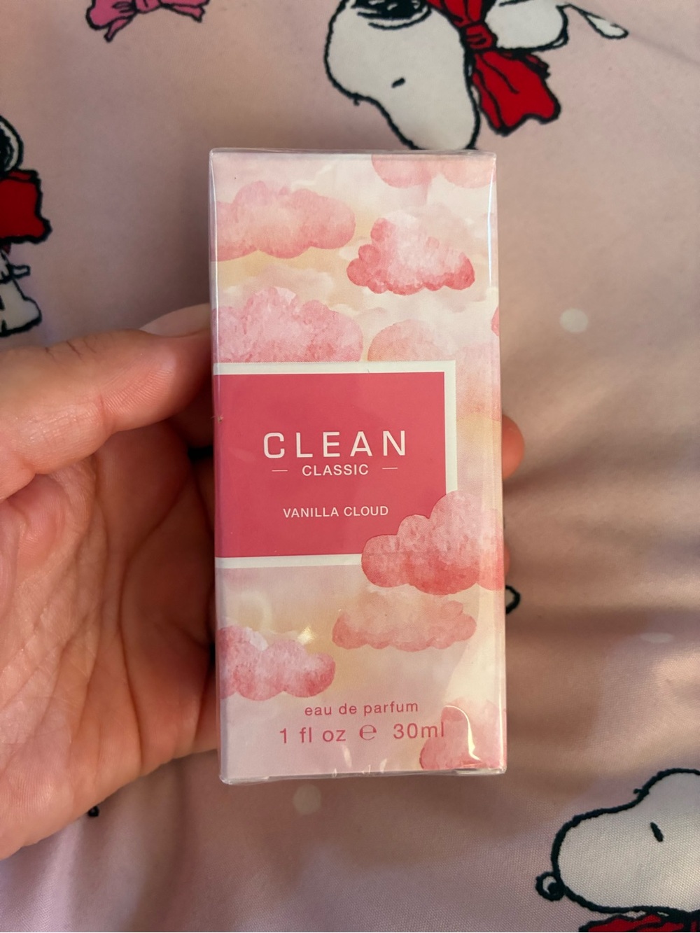 Clean classic vanilla cloud EDP 1oz